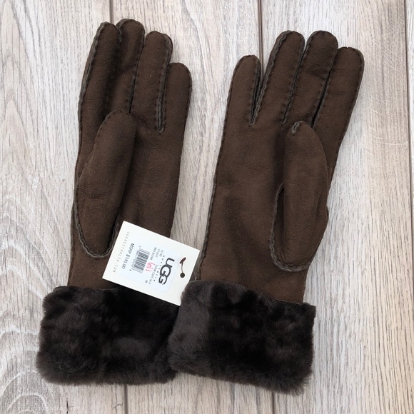 Gloves - Picture 3 of 3